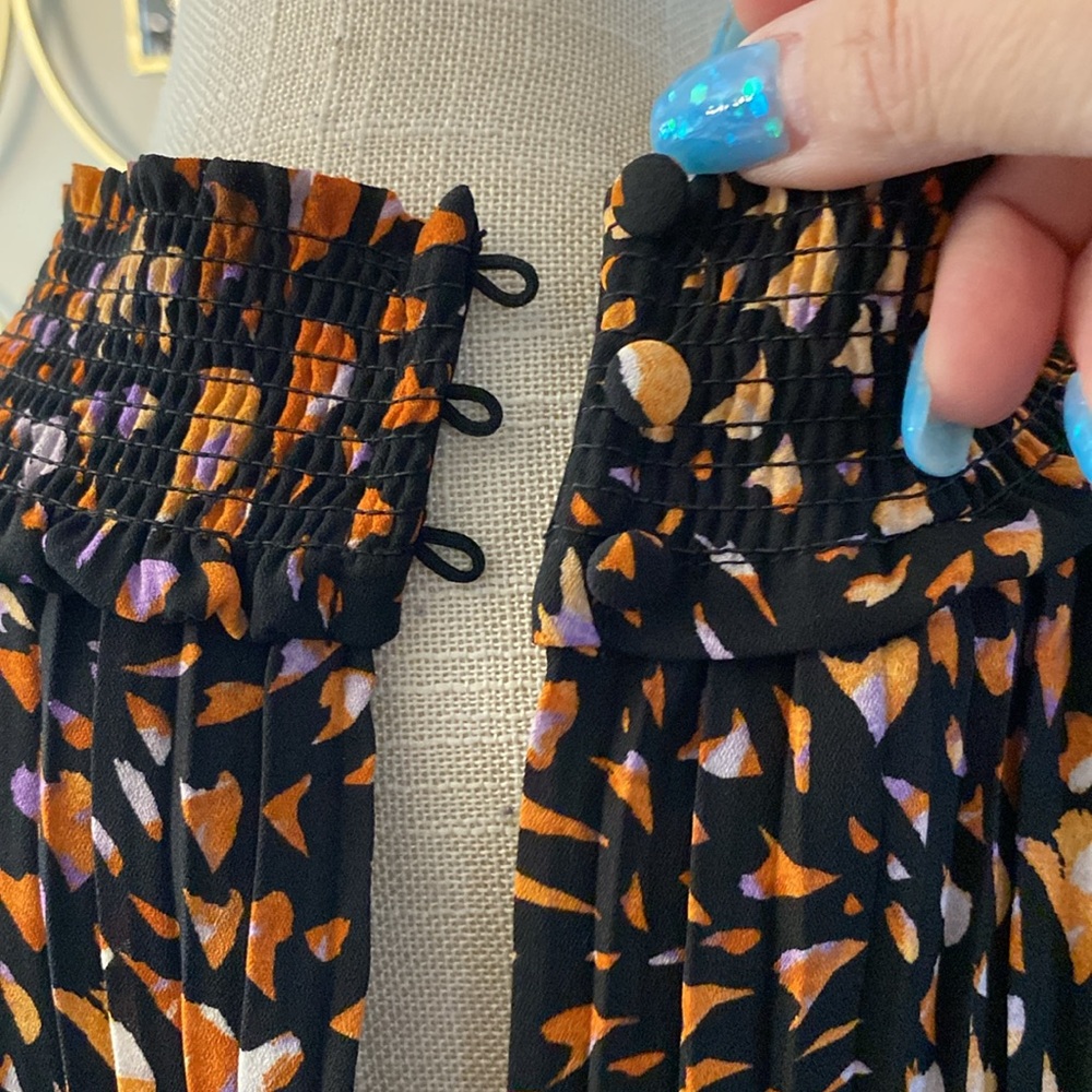 Nanette Lepore black with orange print woman’s pleated dress, high neck sz 16 - Picture 8 of 15